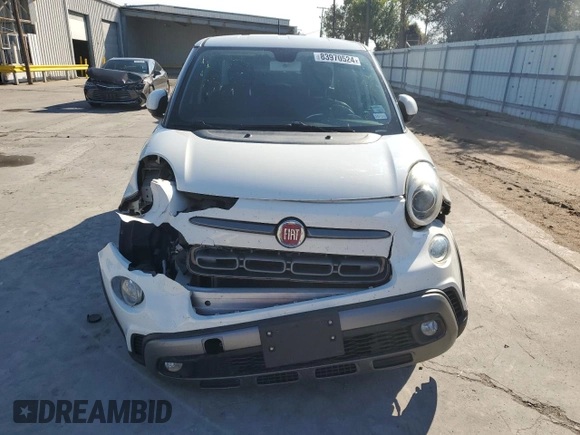 2019 FIAT 500L Trekking with VIN ZFBNFADH7KZ041883, listed as a Copart auction lot 83970524 with 66,639 mi miles and Salvage Title. Bid and sale history available at carsss.com. Image 5.