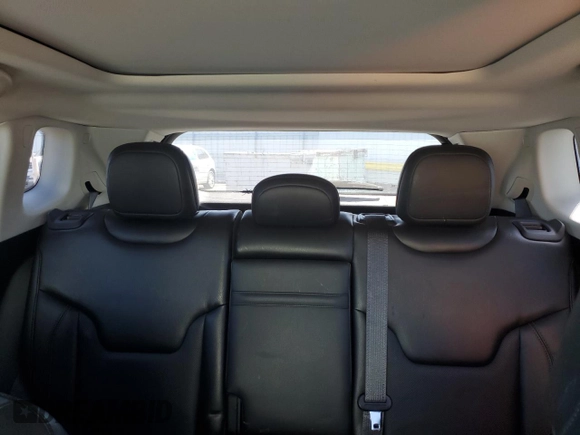 2018 Jeep Compass Limited с VIN 3C4NJDCB6JT354178, выставлен на аукционе Copart как лот 61013285 с пробегом 71 892 миль миль и Списание • Salvage title. История ставок и продаж доступна на DreamBid. Изображение 10.