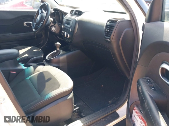 2014 Kia Soul with VIN KNDJN2A2XE7078804, listed as a IAAI auction lot 42095022 with 153,536 mi miles. Bid and sale history available at carsss.com. Image 5.