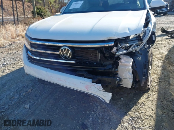 2023 Volkswagen Atlas SE with VIN 1V2DP2CA0PC544616, listed as a IAAI auction lot 41144129 with 23,099 mi miles and . Bid and sale history available at DreamBid. Image 6.