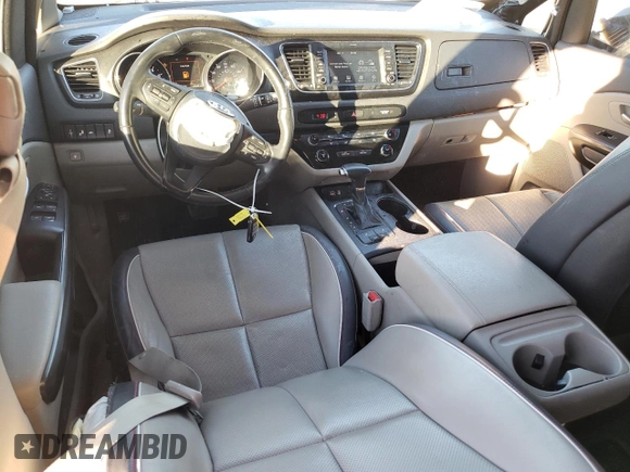 2018 Kia Sedona LX with VIN KNDMB5C17J6405820, listed as a Copart auction lot 88976525 with 110,658 mi miles and Non Repairable. Bid and sale history available at carsss.com. Image 8.