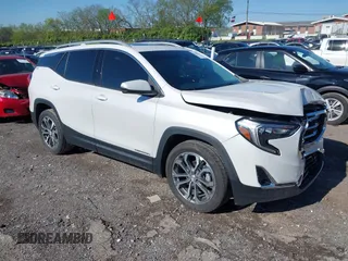 2020 GMC Terrain SLT with VIN 3GKALPEV7LL146609, listed as a IAAI auction lot 42032125 with 48,178 mi miles. Bid and sale history available at carsss.com. Image 1.