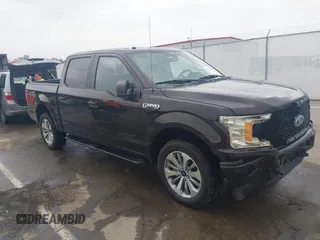 2018 Ford F-150 XL z VIN 1FTEW1EP3JFD67926, wystawiony jako IAAI lot #42270588 z przebiegiem 71 435 mil mil oraz . Historia ofert i sprzedaży dostępna na DreamBid. Obrazek 1.