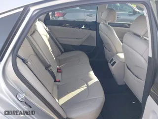 2015 Hyundai Sonata 2.4L Sport with VIN 5NPE34AF1FH013343, listed as a IAAI auction lot 41773570 with 110,950 mi miles. Bid and sale history available at carsss.com. Image 8.