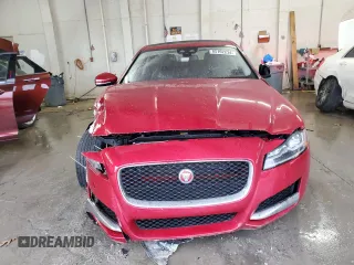 2016 Jaguar XF 35t Prestige with VIN SAJBE4BV6GCY16764, listed as a Copart auction lot 85102234 with 82,949 mi miles and Salvage Title. Bid and sale history available at carsss.com. Image 5.