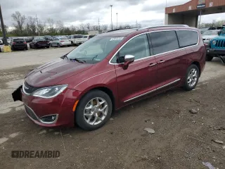 2020 Chrysler Pacifica Limited z VIN 2C4RC1GG6LR249971, wystawiony jako Copart lot #53976155 z przebiegiem 47 304 mil mil oraz Szkody całkowita. Historia ofert i sprzedaży dostępna na DreamBid. Obrazek 1.