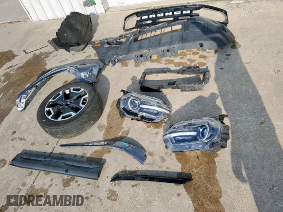 2022 Ford Bronco Sport Outer Banks with VIN 3FMCR9C69NRE05347, listed as a Copart auction lot 57621345 with 49,932 mi miles and Salvage title. Bid and sale history available at DreamBid. Image 12.