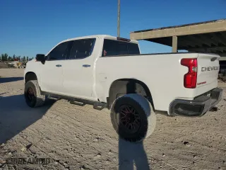 2019 Chevrolet Silverado 1500 LTZ with VIN 1GCUYGEL8KZ164679, listed as a Copart auction lot 82956864 with 105,209 mi miles and Non Repairable. Bid and sale history available at carsss.com. Image 2.