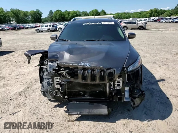 2017 Jeep Cherokee Latitude z VIN 1C4PJLCB8HW640881, wystawiony jako Copart lot #57718415 z przebiegiem 185 761 mil mil oraz Szkoda całkowita • Salvage title. Historia ofert i sprzedaży dostępna na DreamBid. Obrazek 15.