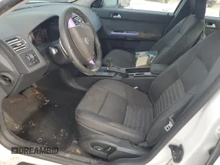 2008 Volvo S40 2.4L z VIN YV1MS390382377576, wystawiony jako Copart lot #56708795 z przebiegiem Nie podano mil oraz Tytuł czysty. Historia ofert i sprzedaży dostępna na DreamBid. Obrazek 7.