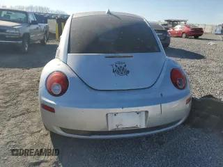 2006 Volkswagen New Beetle Coupe S with VIN 3VWPG31C06M400762, listed as a Copart auction lot 47888595 with 145,440 mi miles and Clean Title. Bid and sale history available at carsss.com. Image 6.