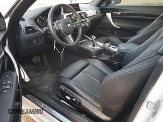2020 BMW M2 z VIN WBA2N3C00L7E38388, wystawiony jako Copart lot #74611864 z przebiegiem 16 035 mil mil oraz Szkoda całkowita • Salvage title. Historia ofert i sprzedaży dostępna na DreamBid. Obrazek 8.