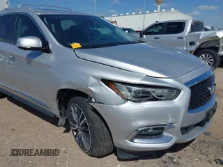 2019 Infiniti QX60 LUXE with VIN 5N1DL0MN8KC526839, listed as a IAAI auction lot 41811271 with 83,729 mi miles. Bid and sale history available at carsss.com. Image 6.
