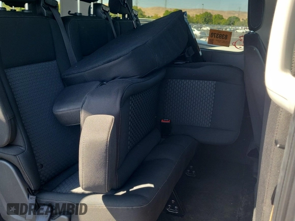 2023 Ford Transit Passenger XL с VIN 1FBAX9CG3PKC04601, выставлен на аукционе IAAI как лот 42667371 с пробегом 11 903 миль миль и . История ставок и продаж доступна на DreamBid. Изображение 44.