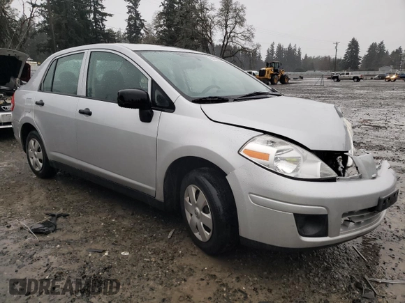 2009 Nissan Versa 1.6 with VIN 3N1CC11E19L442311, listed as a Copart auction lot 85332684 with 90,391 mi miles and Salvage Title. Bid and sale history available at carsss.com. Image 4.