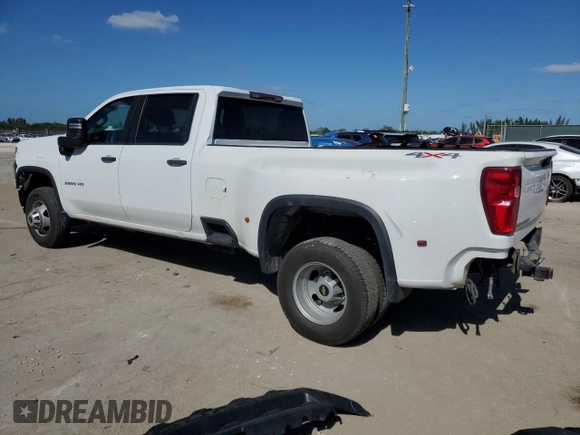 2022 Chevrolet Silverado 3500HD Work Truck with VIN 1GC4YSE78NF343400, listed as a Copart auction lot 76583984 with 111,224 mi miles and Salvage Title. Bid and sale history available at carsss.com. Image 2.