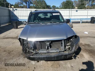 2002 GMC Envoy SLT with VIN 1GKDS13SX22301062, listed as a Copart auction lot 81791024 with 0 mi miles and Salvage Title. Bid and sale history available at carsss.com. Image 5.