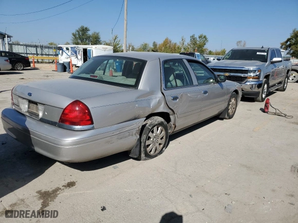 2006 Ford Crown Victoria LX with VIN 2FAFP74W36X129167, listed as a Copart auction lot 75658254 with 172,789 mi miles and Salvage Title. Bid and sale history available at carsss.com. Image 3.