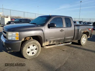 2010 Chevrolet Silverado 1500 LT with VIN 1GCSKSE32AZ287985, listed as a Copart auction lot 50831705 with 276,968 mi miles and Clean Title. Bid and sale history available at carsss.com. Image 1.
