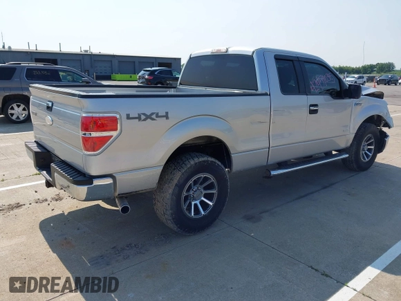 2012 Ford F-150 XL z VIN 1FTFX1ET5CFA28151, wystawiony jako IAAI lot #42457035 z przebiegiem 118 943 mil mil oraz . Historia ofert i sprzedaży dostępna na DreamBid. Obrazek 4.