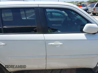 2015 Honda Pilot SE z VIN 5FNYF3H33FB005141, wystawiony jako IAAI lot #41949646 z przebiegiem 180 807 mil mil oraz . Historia ofert i sprzedaży dostępna na DreamBid. Obrazek 13.
