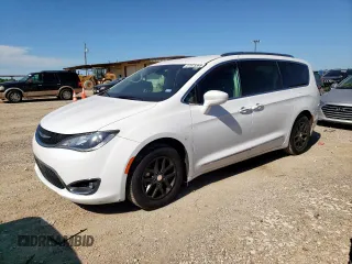 2020 Chrysler Pacifica Touring L with VIN 2C4RC1BG7LR125649, listed as a Copart auction lot 57873365 with 117,114 mi miles and Salvage title. Bid and sale history available at DreamBid. Image 1.
