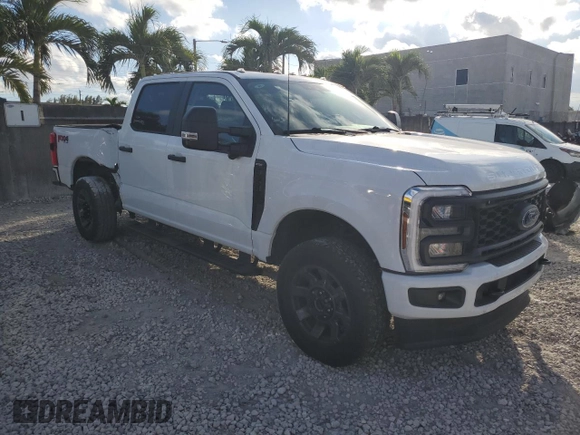 2024 Ford Super Duty F-250 SRW XL with VIN 1FT8W2BN0REE45537, listed as a Copart auction lot 42058065 with 2,429 mi miles and Salvage Title. Bid and sale history available at carsss.com. Image 4.