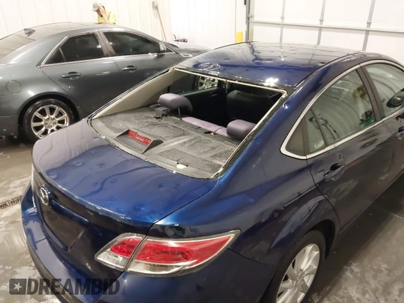 2011 Mazda 6 i Touring z VIN 1YVHZ8CHXB5M26853, wystawiony jako IAAI lot #42346694 z przebiegiem 107 575 mil mil oraz . Historia ofert i sprzedaży dostępna na DreamBid. Obrazek 6.