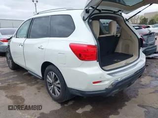 2018 Nissan Pathfinder SV with VIN 5N1DR2MN1JC673562, listed as a IAAI auction lot 41828213 with 62,882 mi miles. Bid and sale history available at carsss.com. Image 3.
