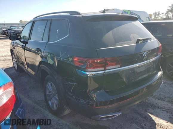 2021 Volkswagen Atlas S with VIN 1V2AP2CA8MC610439, listed as a Copart auction lot 81643654 with 39,514 mi miles and Salvage title. Bid and sale history available at DreamBid. Image 2.