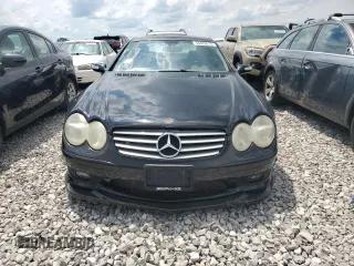 2005 Mercedes-Benz SL 55 AMG with VIN WDBSK74F75F086906, listed as a Copart auction lot 58482615 with 100,111 mi miles and Clean title. Bid and sale history available at DreamBid. Image 5.