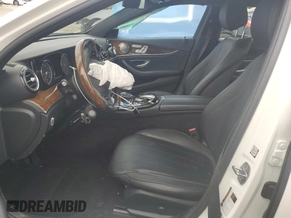 2017 Mercedes-Benz E 300 Luxury with VIN WDDZF4KB1HA148925, listed as a Copart auction lot 60001475 with 72,293 mi miles and Salvage title. Bid and sale history available at DreamBid. Image 7.
