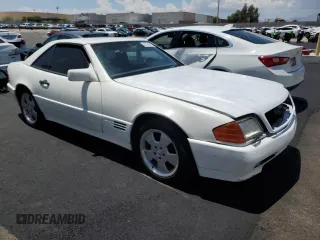 1994 Mercedes-Benz SL z VIN WDBFA63EXRF097007, wystawiony jako Copart lot #59714045 z przebiegiem Nie podano mil oraz Szkoda całkowita • Salvage title. Historia ofert i sprzedaży dostępna na DreamBid. Obrazek 4.
