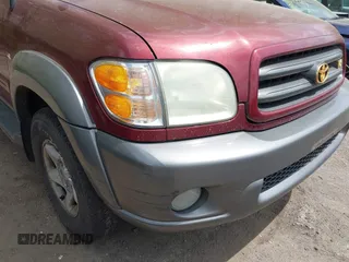 2003 Toyota Sequoia SR5 with VIN 5TDBT44A23S204424, listed as a IAAI auction lot 42083025 with 241,268 mi miles and . Bid and sale history available at DreamBid. Image 6.