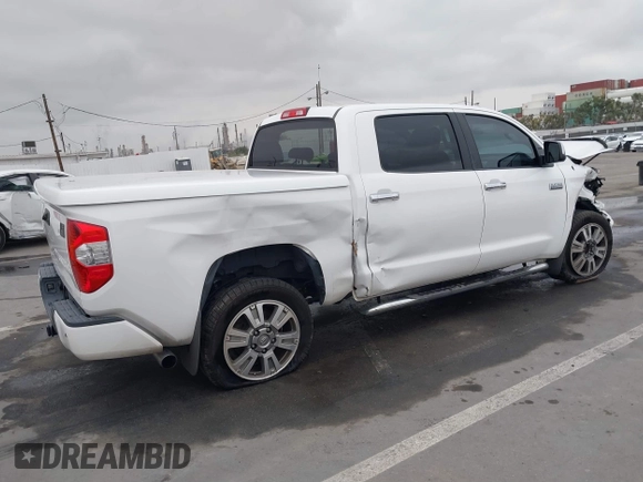2016 Toyota Tundra 2WD SR5 with VIN 5TFGY5F12GX194147, listed as a IAAI auction lot 41877936 with 61,509 mi miles. Bid and sale history available at carsss.com. Image 4.