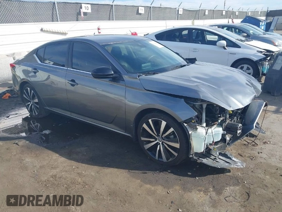 2020 Nissan Altima 2.5 SR with VIN 1N4BL4CV7LC260063, listed as a IAAI auction lot 41765219 with 83,847 mi miles. Bid and sale history available at carsss.com. Image 1.