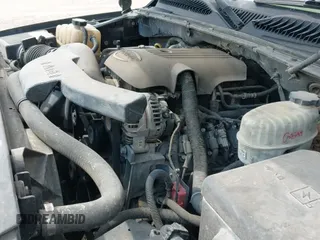 2005 Chevrolet Tahoe LS с VIN 1GNEC13V95R197447, выставлен на аукционе IAAI как лот 42847315 с пробегом 265 655 миль миль и . История ставок и продаж доступна на DreamBid. Изображение 12.