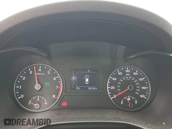2018 Kia Optima LX z VIN 5XXGT4L30JG188098, wystawiony jako Copart lot #56642445 z przebiegiem 85 159 mil mil oraz Szkoda całkowita • Salvage title. Historia ofert i sprzedaży dostępna na DreamBid. Obrazek 9.