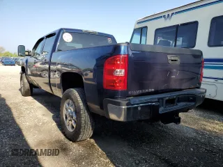 2012 Chevrolet Silverado 3500HD SRW LT z VIN 1GC4K0C82CF172335, wystawiony jako Copart lot #55826035 z przebiegiem Nie podano mil oraz Szkody całkowita. Historia ofert i sprzedaży dostępna na DreamBid. Obrazek 2.