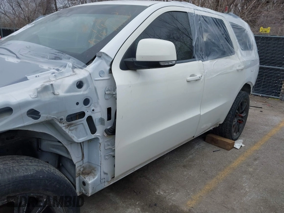 2018 Dodge Durango SRT with VIN 1C4SDJGJXJC219131, listed as a IAAI auction lot 41666668 with Not Provided miles and . Bid and sale history available at carsss.com. Image 6.