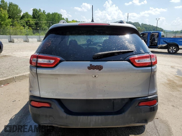2016 Jeep Cherokee Latitude with VIN 1C4PJLCBXGW290992, listed as a Copart auction lot 62168135 with 139,160 mi miles and Non repairable. Bid and sale history available at DreamBid. Image 6.
