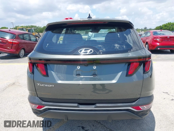 2022 Hyundai Tucson SE with VIN 5NMJA3AE3NH070046, listed as a IAAI auction lot 42197532 with 32,425 mi miles and . Bid and sale history available at carsss.com. Image 16.