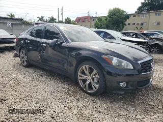 2013 Infiniti M with VIN JN1BY1AP5DM514849, listed as a Copart auction lot 72039104 with 100,711 mi miles and Salvage Title. Bid and sale history available at carsss.com. Image 4.