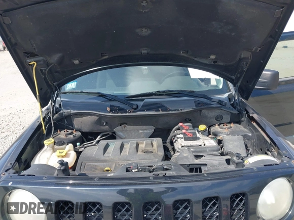 2011 Jeep Patriot Latitude with VIN 1J4NF1GBXBD155212, listed as a IAAI auction lot 42096596 with 150,284 mi miles and . Bid and sale history available at DreamBid. Image 10.