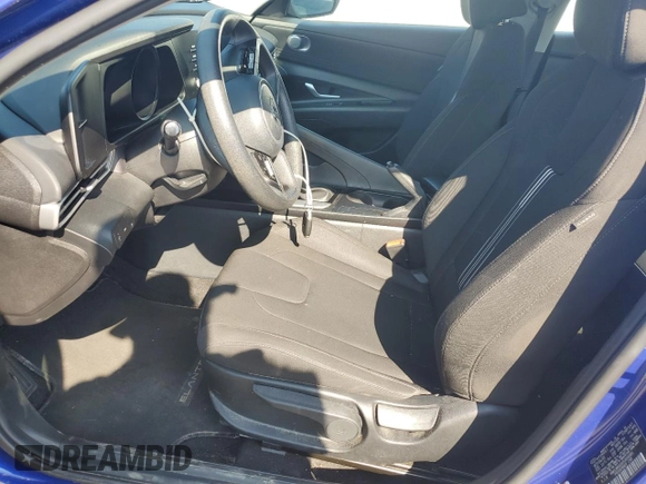 2023 Hyundai Elantra SEL z VIN KMHLM4AGXPU454985, wystawiony jako Copart lot #62295845 z przebiegiem 77 156 mil mil oraz Szkoda całkowita • Salvage title. Historia ofert i sprzedaży dostępna na DreamBid. Obrazek 7.