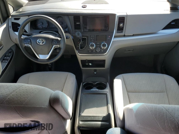2017 Toyota Sienna LE Auto Access Seat с VIN 5TDKZ3DC1HS768261, выставлен на аукционе Copart как лот 49457495 с пробегом 154 535 миль миль и Списание • Salvage title. История ставок и продаж доступна на DreamBid. Изображение 8.