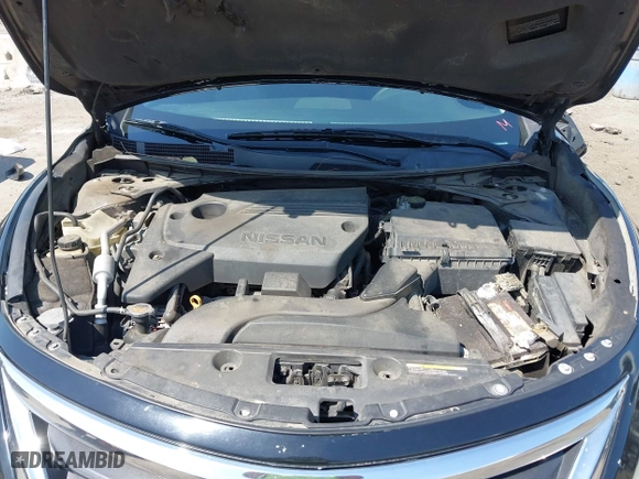 2015 Nissan Altima 2.5 with VIN 1N4AL3AP2FN914521, listed as a IAAI auction lot 41987003 with 143,981 mi miles. Bid and sale history available at carsss.com. Image 10.