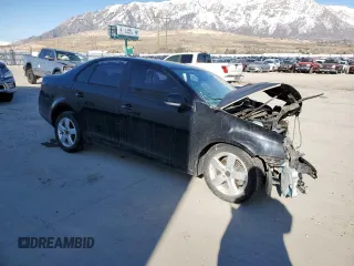 2010 Volkswagen Jetta Sedan S with VIN 3VWJZ7AJ1AM027133, listed as a Copart auction lot 46680175 with 0 mi miles and Salvage Title. Bid and sale history available at carsss.com. Image 4.