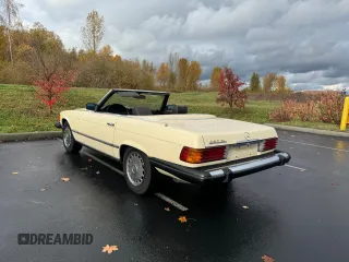 1981 Mercedes-Benz 380 with VIN WDBBA45A3BB004449, listed as a Copart auction lot 84326604 with 125,534 mi miles and Clean Title. Bid and sale history available at carsss.com. Image 3.