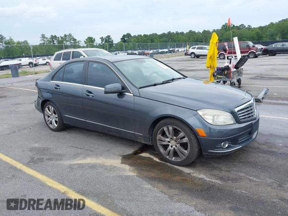2010 Mercedes-Benz C 300 Sport z VIN WDDGF8BB9AR108386, wystawiony jako IAAI lot #42264521 z przebiegiem 225 115 mil mil oraz . Historia ofert i sprzedaży dostępna na DreamBid. Obrazek 1.